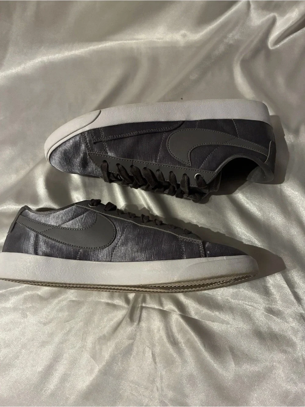 Nike these pairs